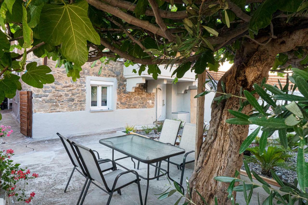 Petra'S House Apartment Kavála ภายนอก รูปภาพ
