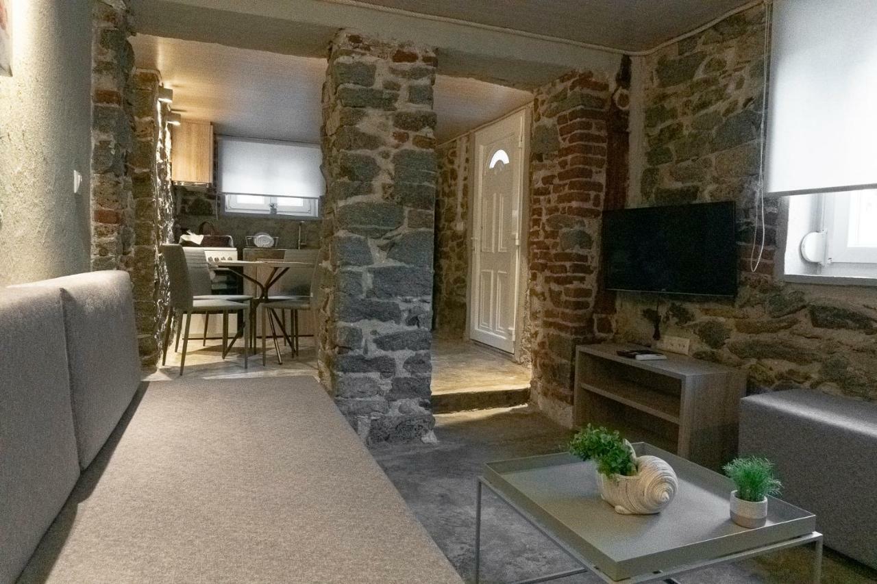 Petra'S House Apartment Kavála ภายนอก รูปภาพ